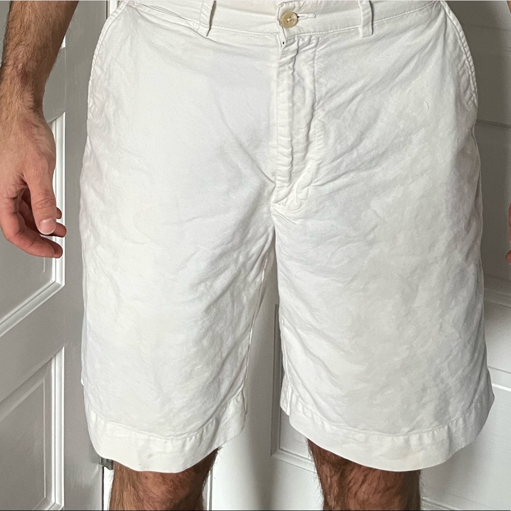 Mens Polo Ralph Lauren size 32 lightweight white khaki shorts